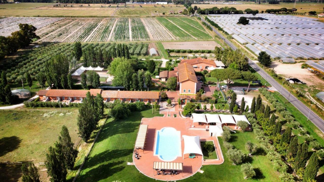 Il Casale Corte Rossa Latina Exterior foto